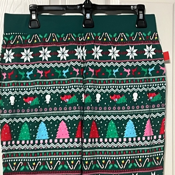 NWT Jolly Family PJs from Macy’s - Picture 6 of 10